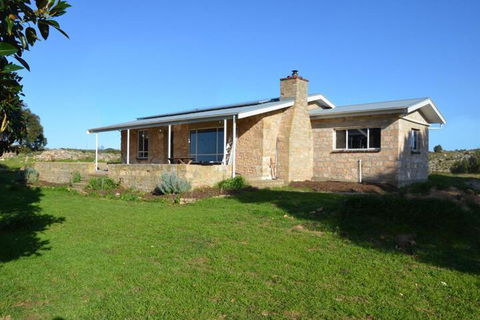 Ratcliff Cottage - Cruises Travel 6