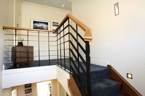 Little St Kilda - Travel Agents 4