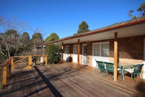 Lynwood Gardens - Travel Search 0