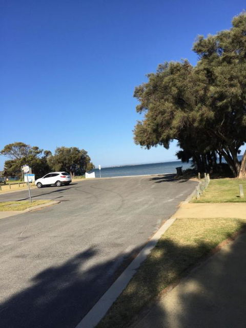Falcon Bay 4x4 Townhouse - Cruises Travel 5