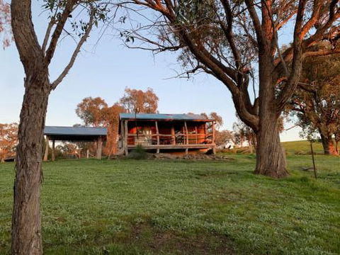 Gaddleen Grove Cottages - Travel Search 4