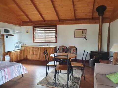 Gaddleen Grove Cottages - Travel Search 1