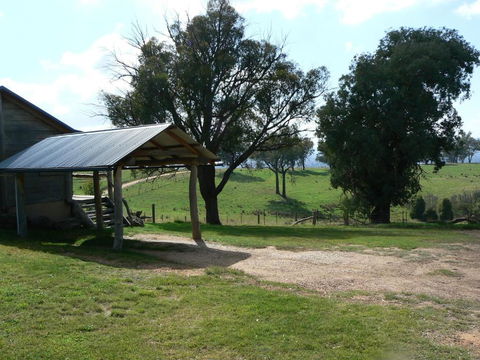 Gaddleen Grove Cottages - Travel Search 2
