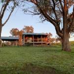 Gaddleen Grove Cottages - Travel Search 0