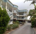 Cranbourne Court Unit 7 - Travel Search