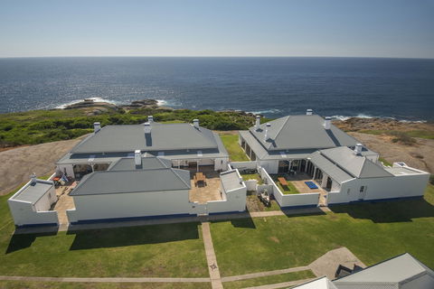 Lavender Vale Cottages - Travel Agents 3