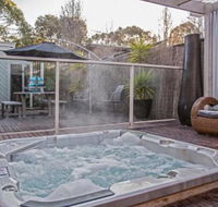Iona Beach House Cowes - Travel Agents