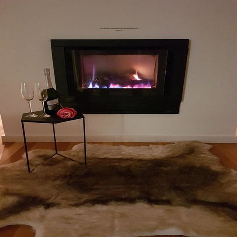 Paradise By The Bay - Travel Agents 2