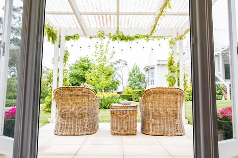 The Cottage - Travel Agents 4