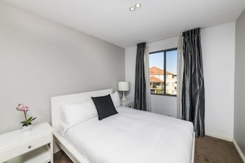 Accommodate Canberra - Griffin - Travel Search 2