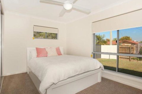 Palm 95 Modern 4 BDRM Home With Pool - Travel Agents 4