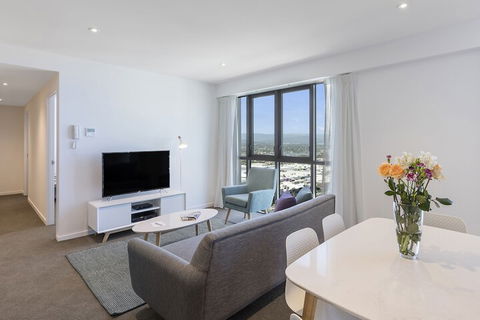 Avani Broadbeach Residences - Cruises Travel 6