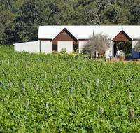 Vineyard Cottage at Upper Reach Winery