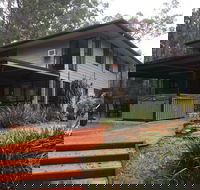 Eatons Hill Retreat - Travel Search