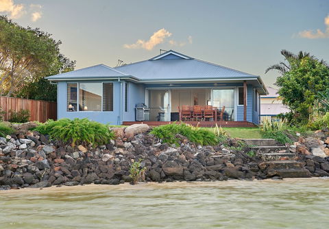 Tranquil Tides Ballina - Cruises Travel 3