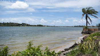 Tranquil Tides Ballina - Cruises Travel 1