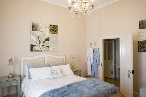 Azalea Cedar-Rose Villa - Travel Agents 2