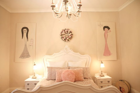 Azalea Cedar-Rose Villa - Travel Agents 1