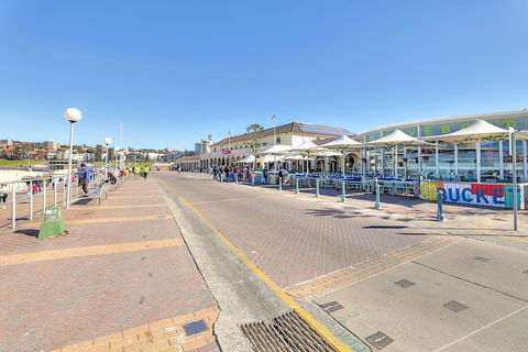 4 BR Apartment Short Walk To Bondi Beach - Tourism Guide 5
