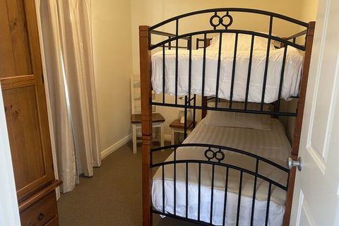 Manyat Peak Cottages - Tourism Guide 2