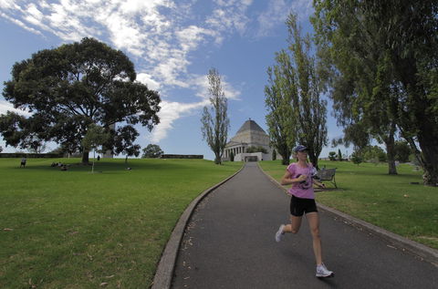 Melbourne By The Botanical Gardens - Travel Search 1