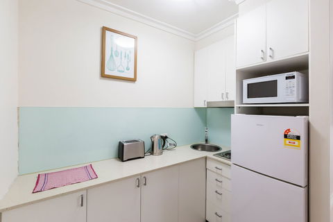 GENIE, 1BDR East Melbourne Studio - Travel Search 2