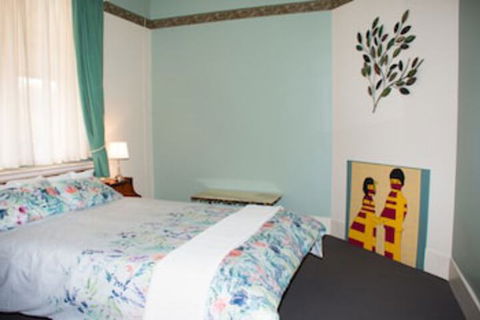 Kimba Travellers Haven - Travel Agents 0