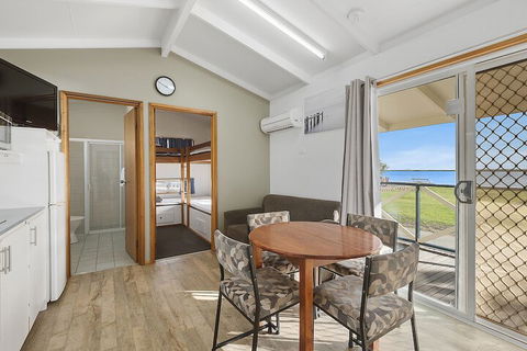 Port Broughton Tourist Park - Travel Agents 5