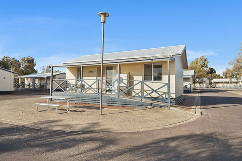 Port Broughton Tourist Park - Travel Agents 6
