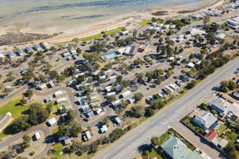 Port Broughton Tourist Park - Travel Agents 0