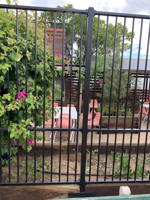 Central Motel - Travel Agents 1