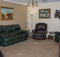 Chrissies Palace Hostel - Travel Agents