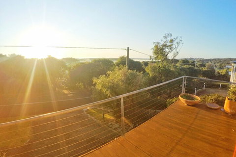 Novaks Place - Travel Agents 1