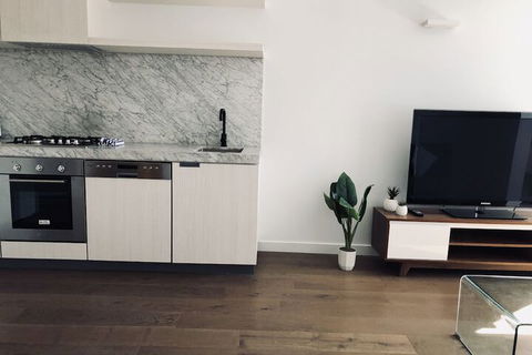 Level 8 Marvelous Apartment With Pool Access - Tourism Guide 2