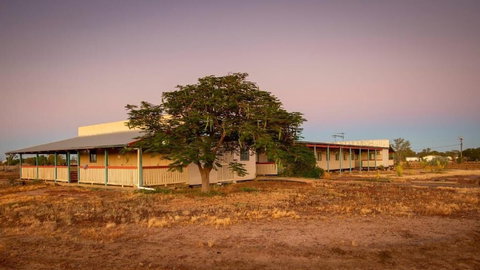 Longreach Outback Adventures - Travel Agents 4
