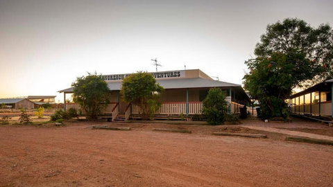 Longreach Outback Adventures - Travel Agents 3