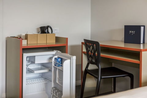 Nightcap At Ashley Hotel - Travel Agents 0