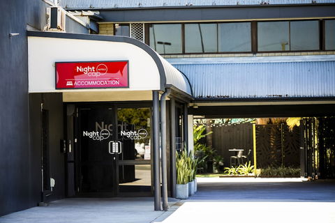 Nightcap At Kawana Waters Hotel - Travel Search 0