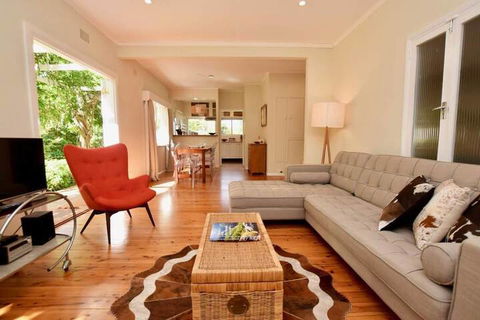Calamandah House Of Blackheath - Travel Search 5