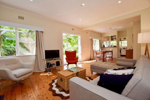 Calamandah House Of Blackheath - Travel Search 2