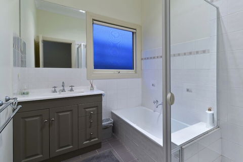 Balwyn Houses - Travel Search 5