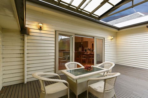 Balwyn Houses - Travel Search 1