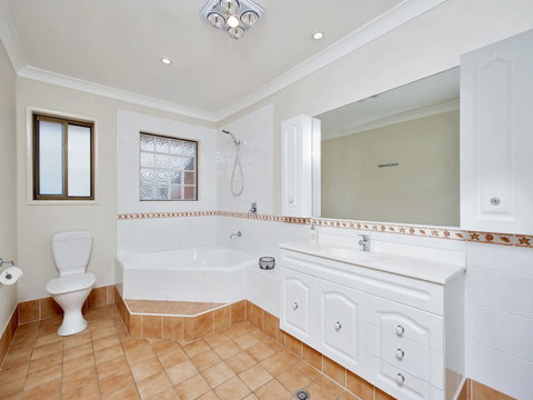 Neptunes Rest 55 Corrie Parade - Travel Agents 6