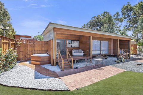 The Swan Valley Retreat - Tourism Guide 3