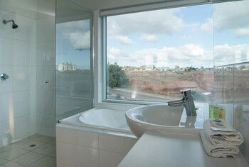 Wallaroo Marina Apartments - Tourism Guide 3
