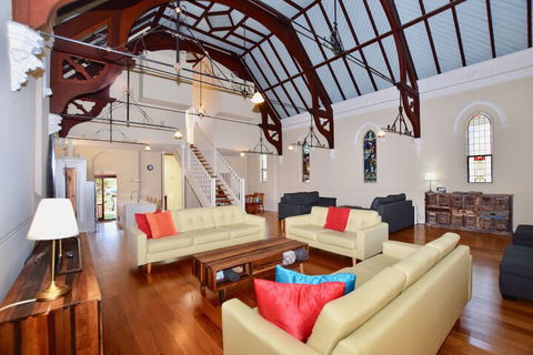 The Church At Woodford - Tourism Guide 7