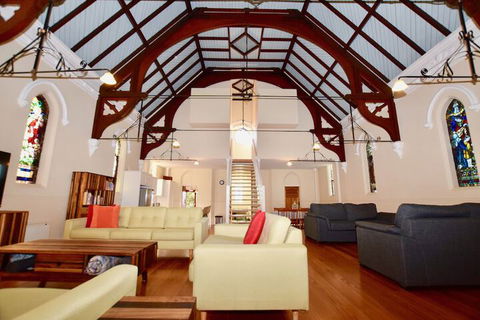 The Church At Woodford - Tourism Guide 4