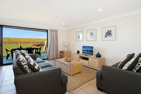 Sunrise Reef Unit 4 Lennox Head - Tourism Guide 2