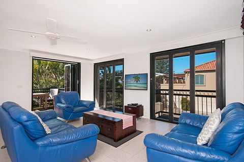 Rayners Secret Lennox Head - Cruises Travel 5