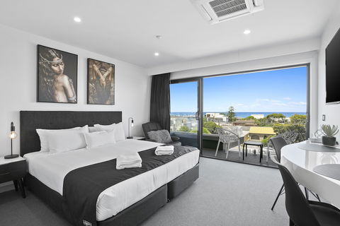 Ocean Grove Chalet - Travel Agents 1